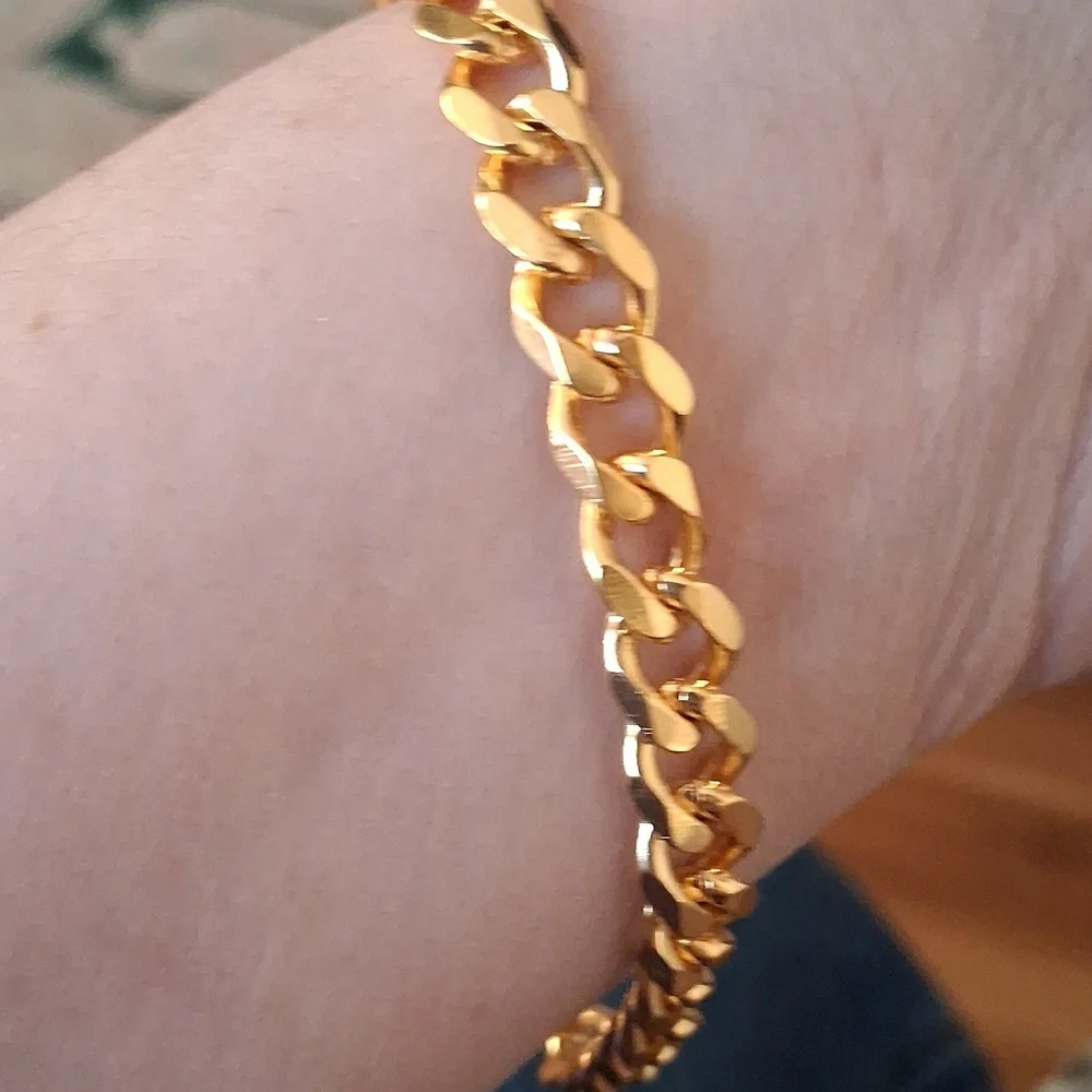 Gold Tone Chain Bracelet